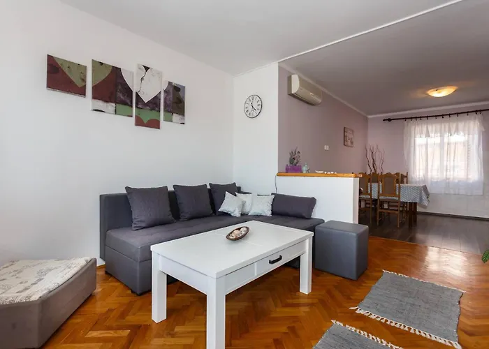 아파트 Shabby Chic Disente Nr1 Close To Krk Centre *