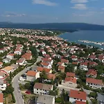 Апартаменты Shabby Chic Disente Nr1 Close To Krk Centre