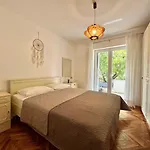 Shabby Chic Disente Nr1 Close To Krk Centre Апартаменты