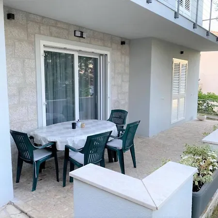 Апартаменты Shabby Chic Disente Nr1 Close To Krk Centre Крк