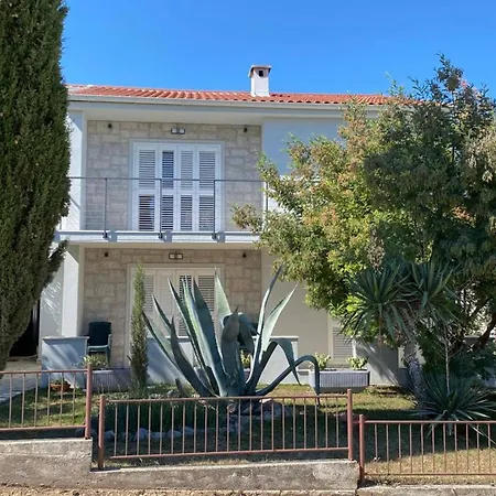 Апартаменты Shabby Chic Disente Nr1 Close To Krk Centre *