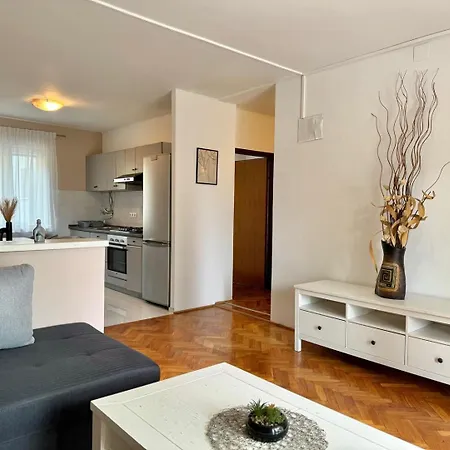 Shabby Chic Disente Nr1 Close To Krk Centre *