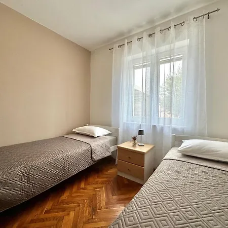 아파트 Shabby Chic Disente Nr1 Close To Krk Centre