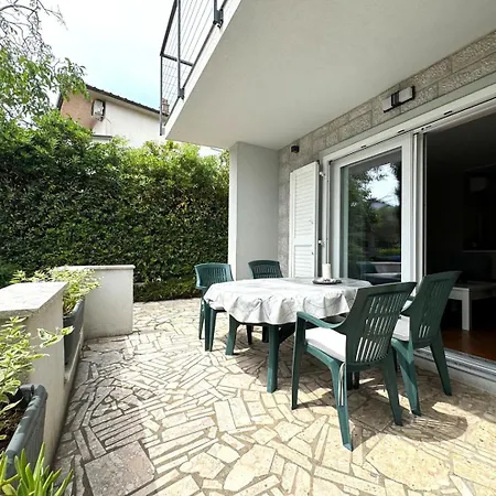 아파트 Shabby Chic Disente Nr1 Close To Krk Centre