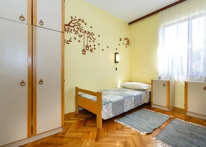Shabby Chic Disente Nr1 Close To Krk Centre شقة *